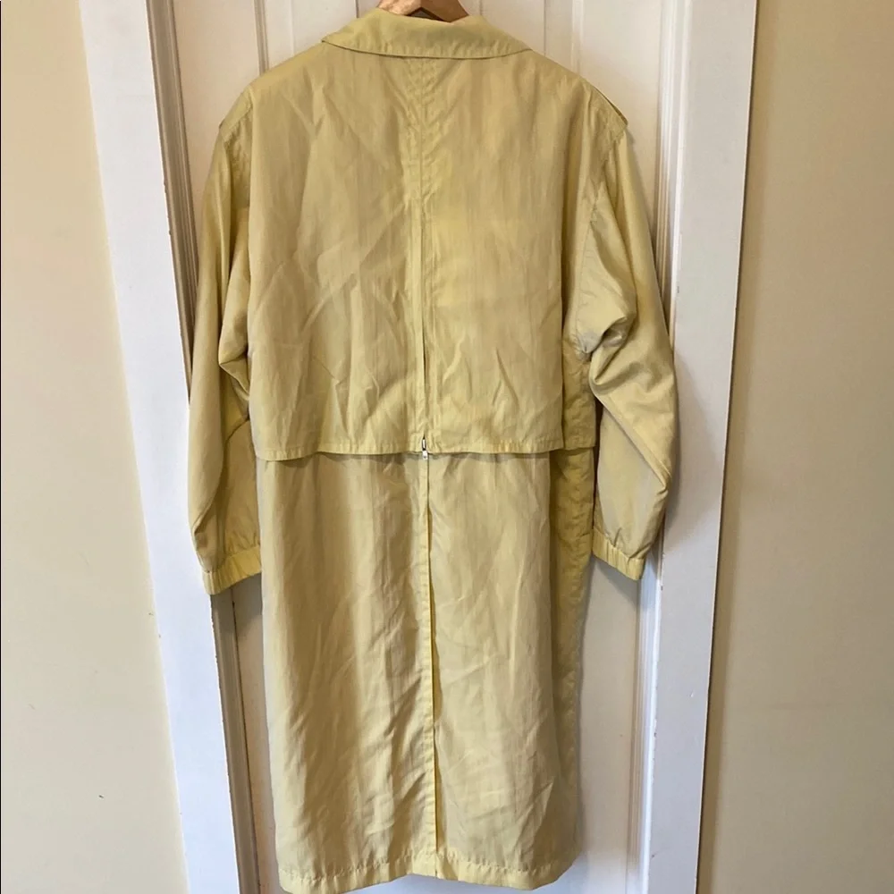 Vintage women’s Yellow Trench Coat iridescent long lined pockets - Picture 8 of 16